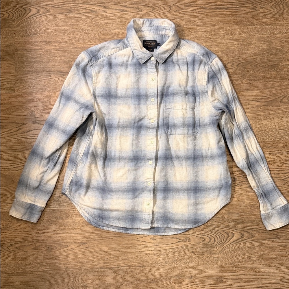 Pendleton Blue and White Plaid Button Down Women’s Shirt M